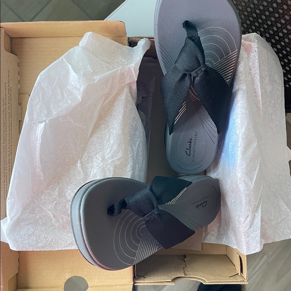New - never worn Clarks Black and Gray Sandals